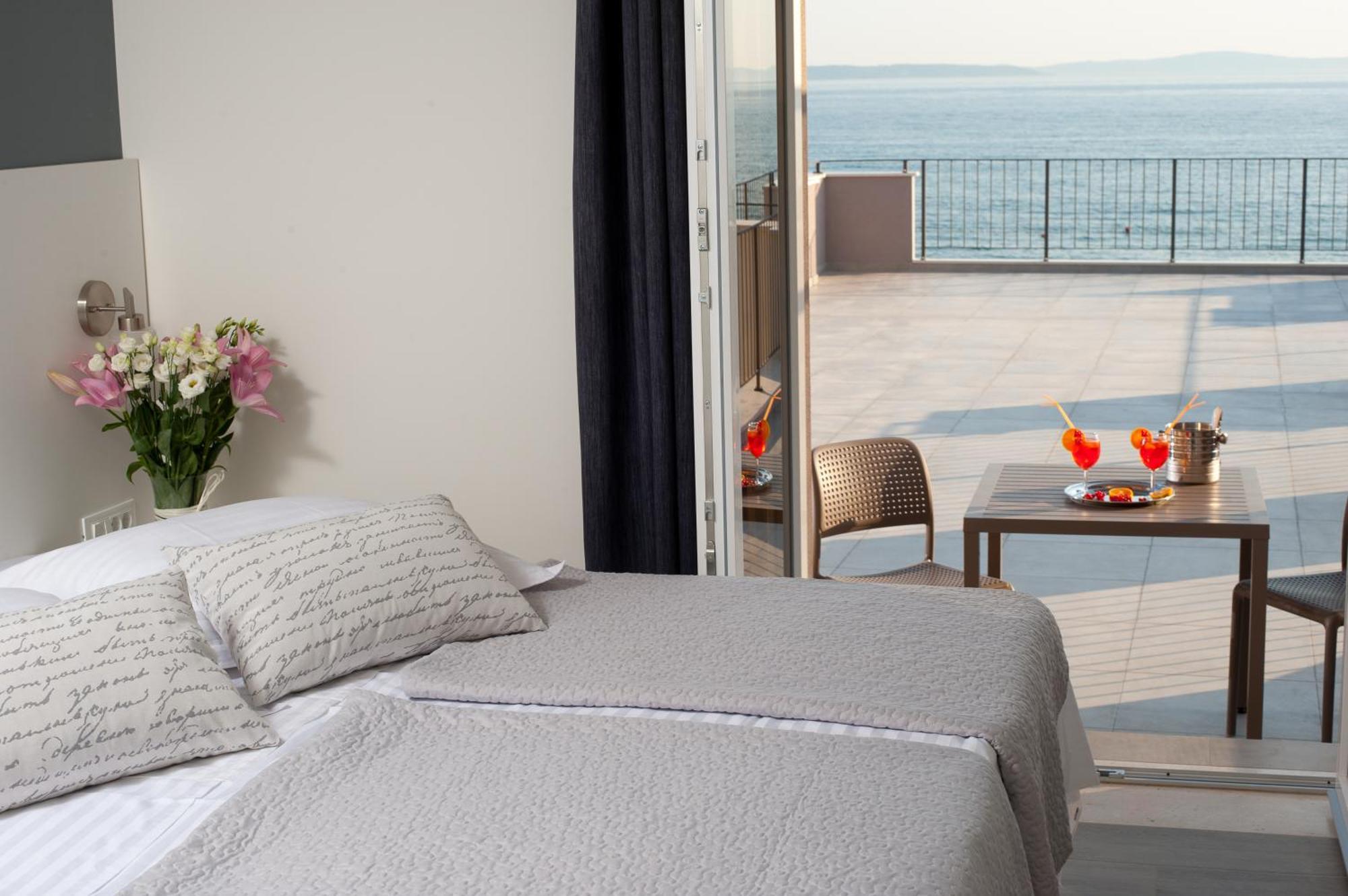 פודסטראנה Seaside Luxury Suites חדר תמונה