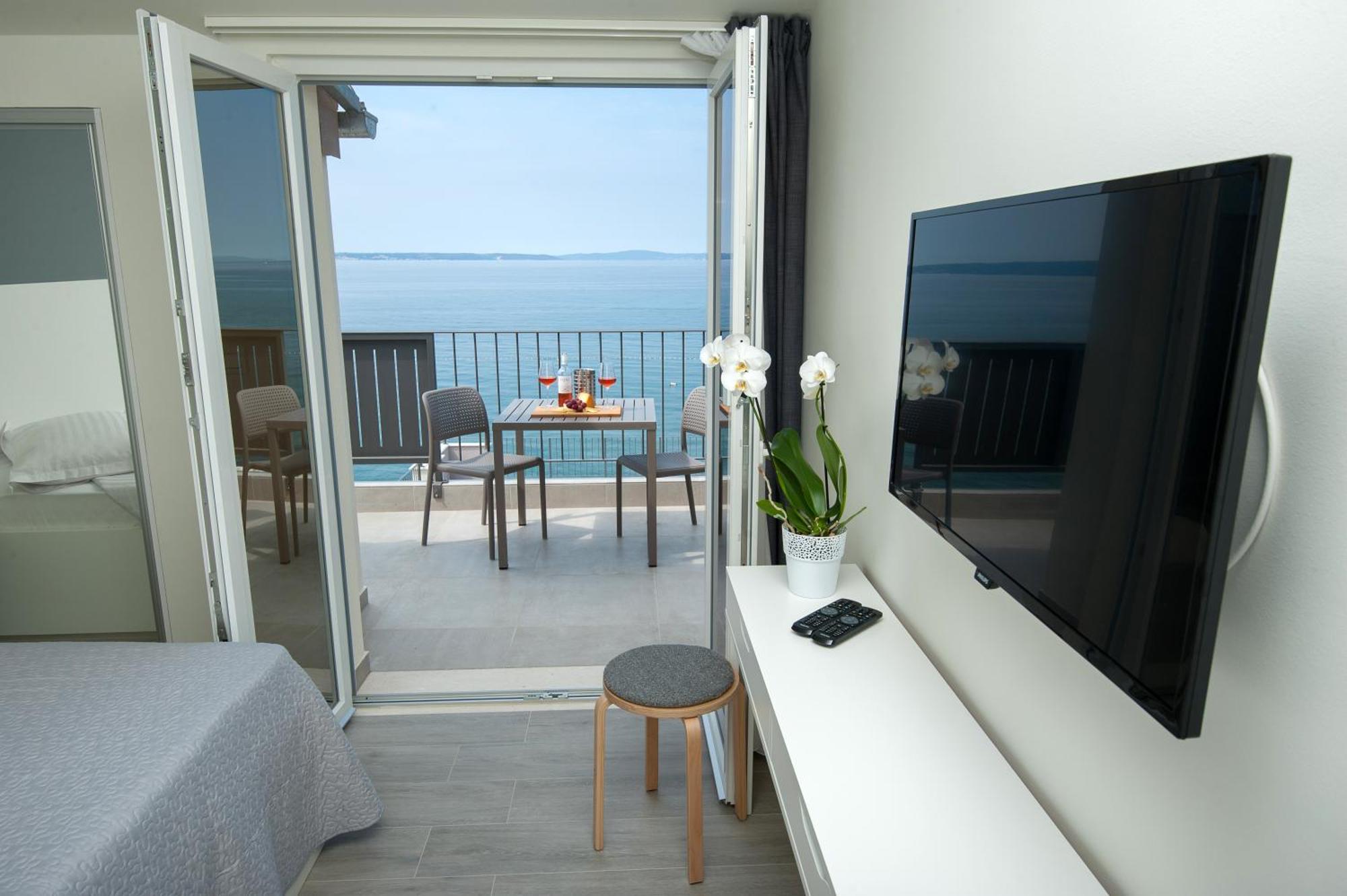 פודסטראנה Seaside Luxury Suites חדר תמונה