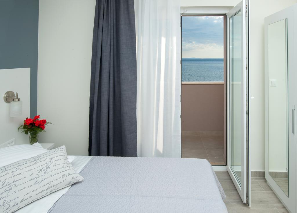 פודסטראנה Seaside Luxury Suites מראה חיצוני תמונה