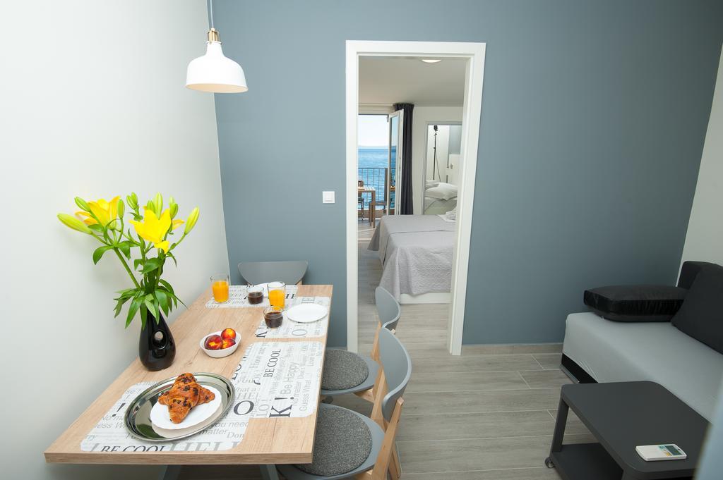 פודסטראנה Seaside Luxury Suites מראה חיצוני תמונה