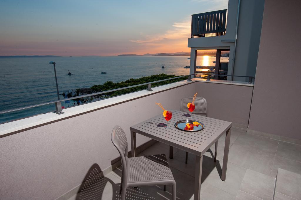 פודסטראנה Seaside Luxury Suites מראה חיצוני תמונה