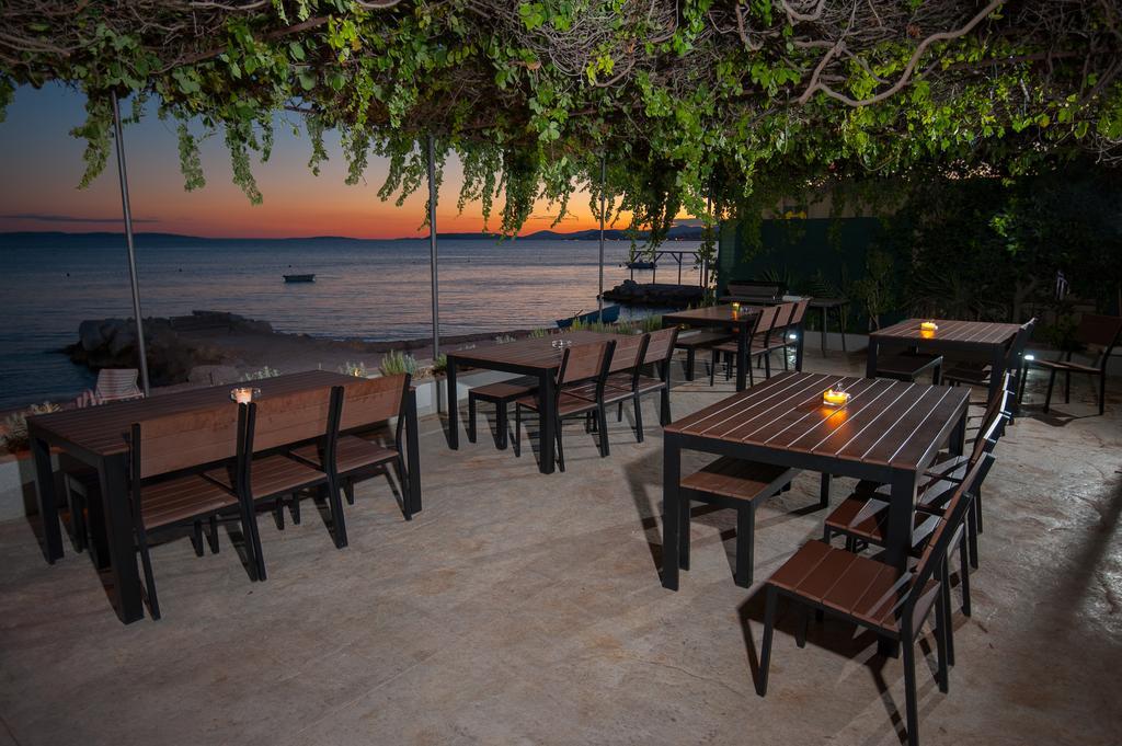 פודסטראנה Seaside Luxury Suites מראה חיצוני תמונה