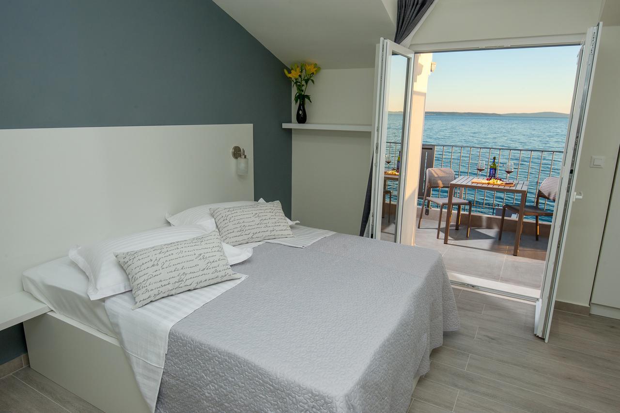פודסטראנה Seaside Luxury Suites חדר תמונה