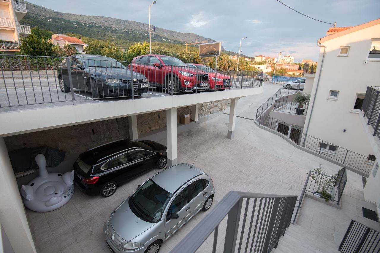 פודסטראנה Seaside Luxury Suites מראה חיצוני תמונה