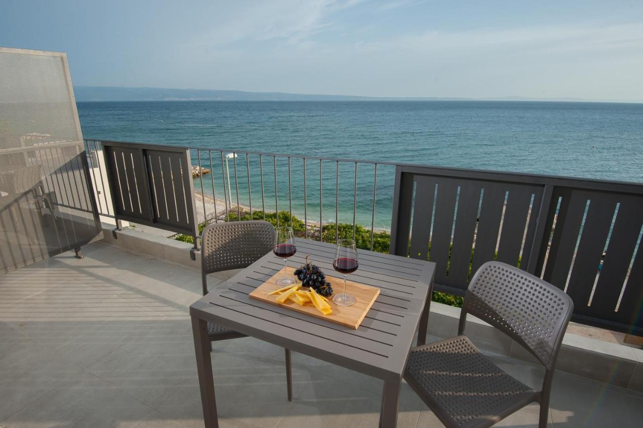 פודסטראנה Seaside Luxury Suites מראה חיצוני תמונה